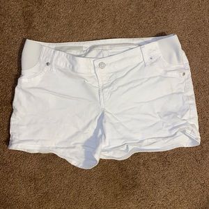 Maternity shorts